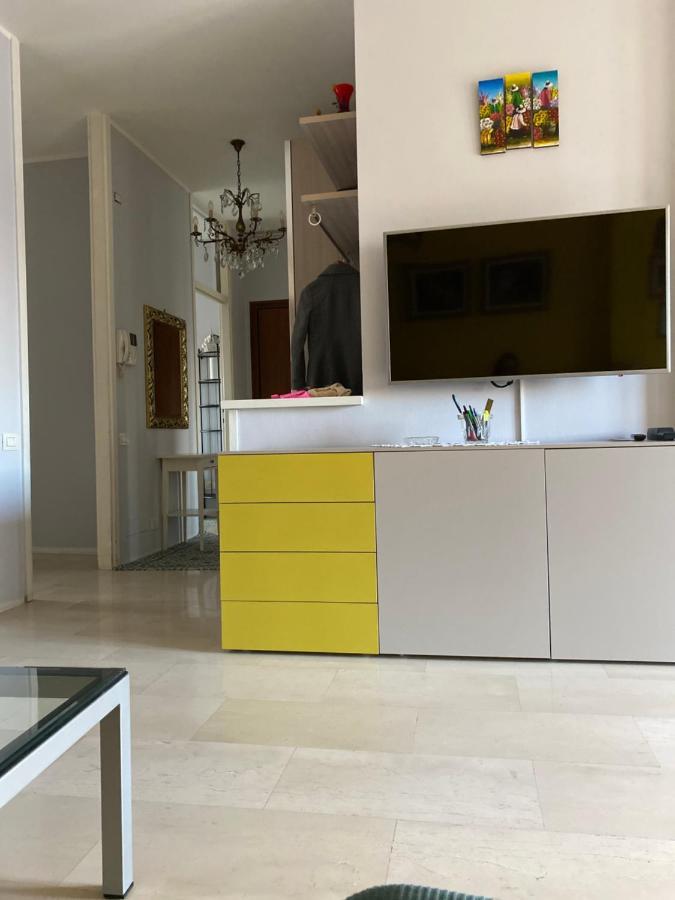 Apartment Giulia's In Bicocca Milan
