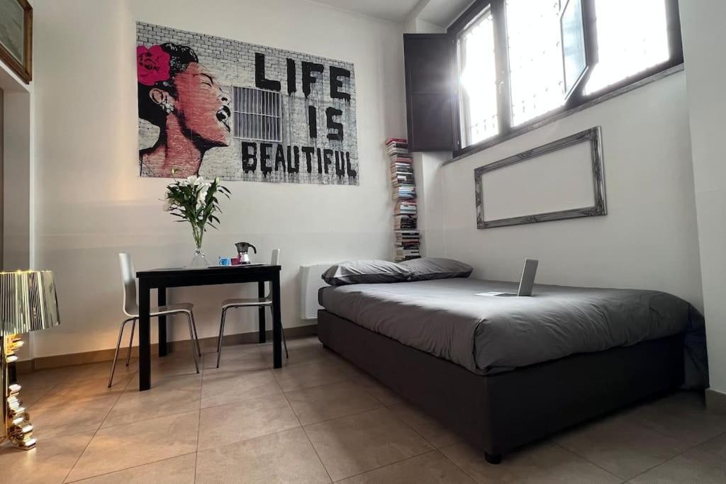 Life Is Beautiful Design Loft Navigli Romolo, Netflix, Wifi, Ac And Street Parking Apartamento *