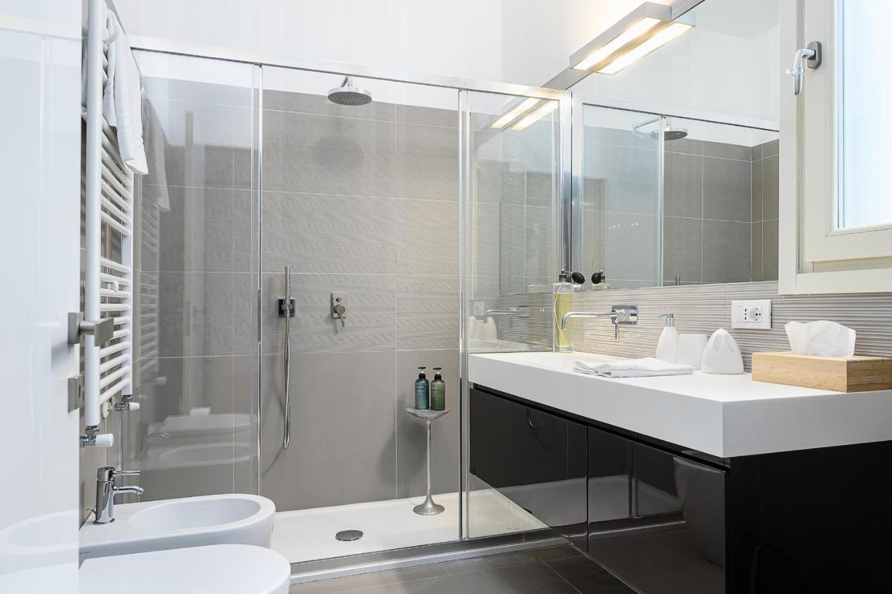 Business & Luxury - Monte16 * Milan