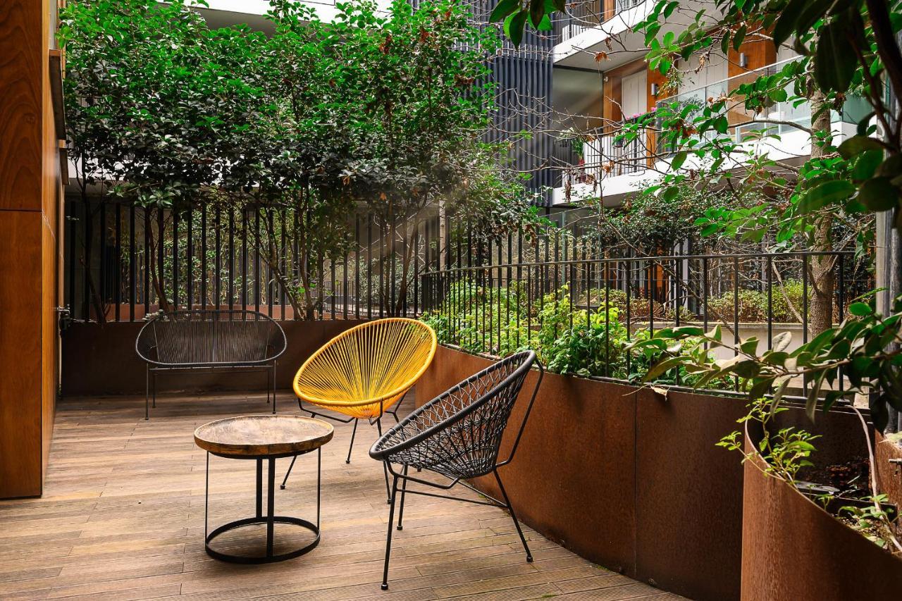 Business & Luxury - Monte16 * Milan