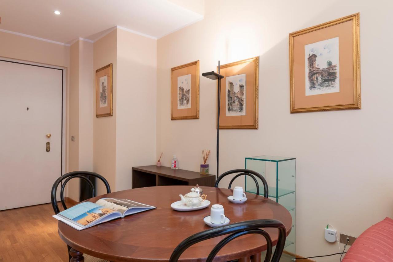 Apartment Comodo Tra Brera E Porta Nuova Mailand