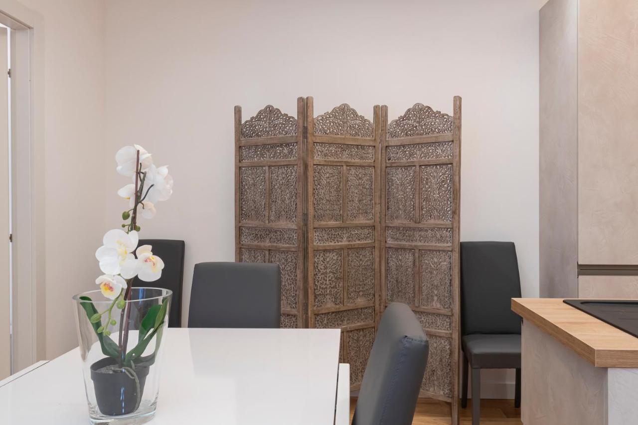 Center - Porta Romana Apartment