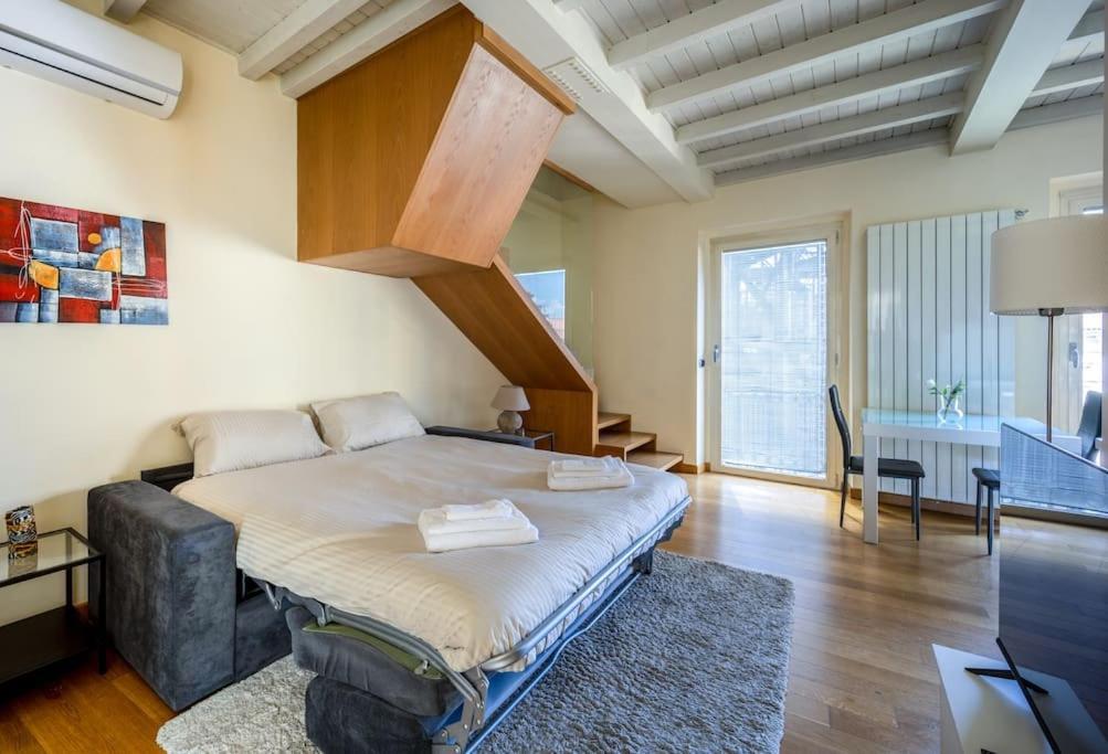 Apartment Napoleone's Nest - Elegant And Mailand