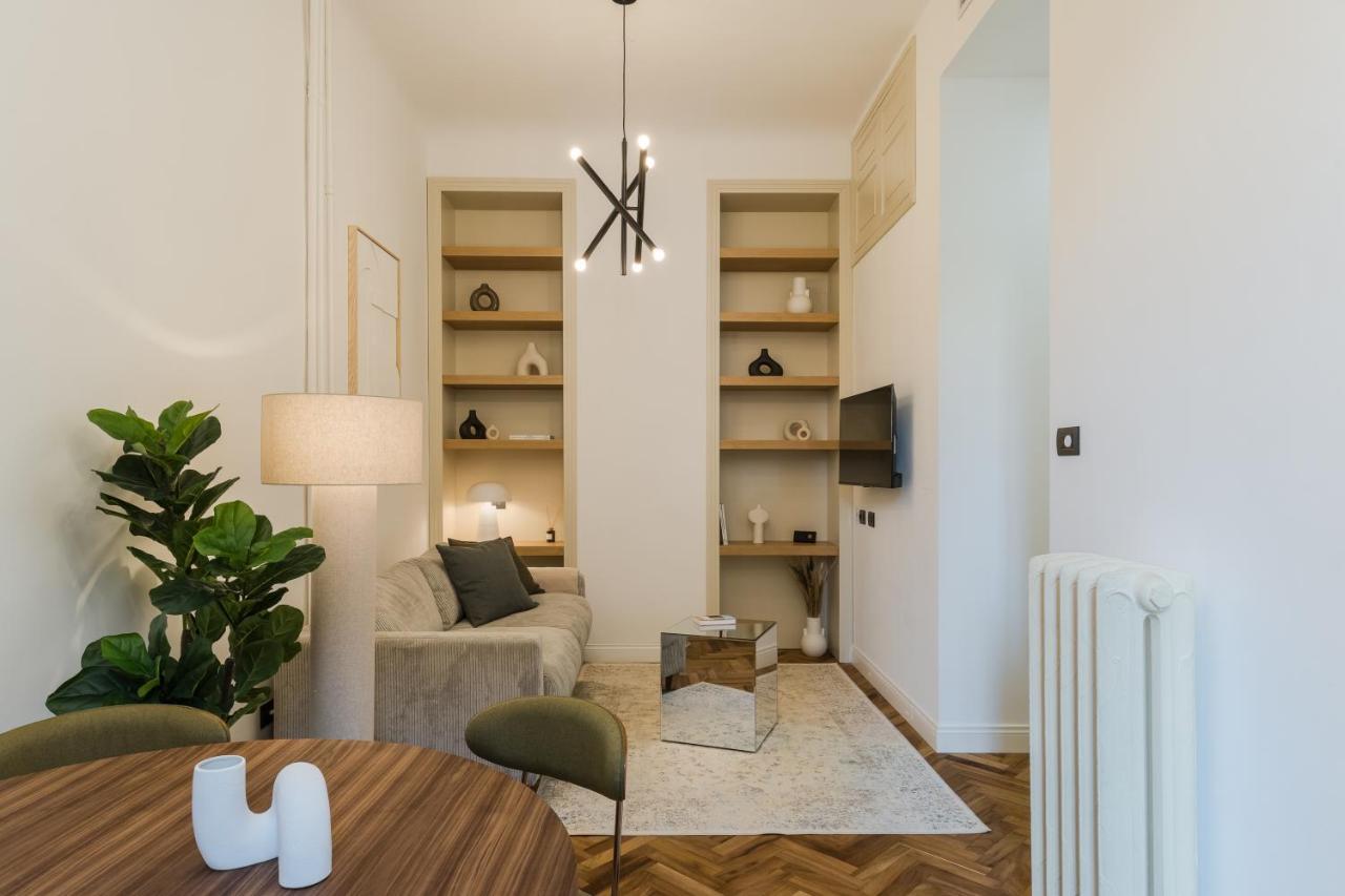 Casa Unica - Elegant With Balcony - Centrale 1 Apartment