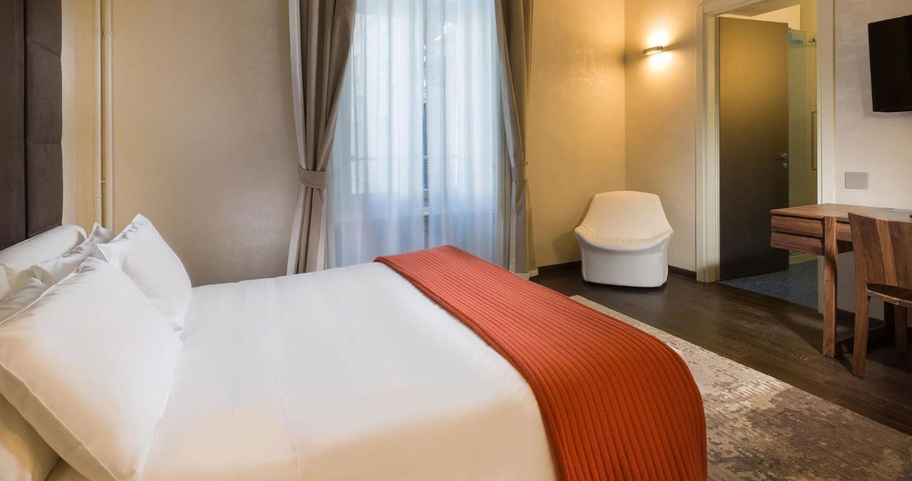 Hotel The Glamore Duomo Milão