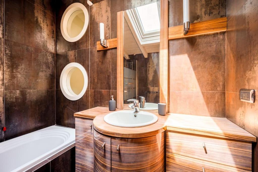 Apartment Napoleone's Nest - Elegant And Mailand