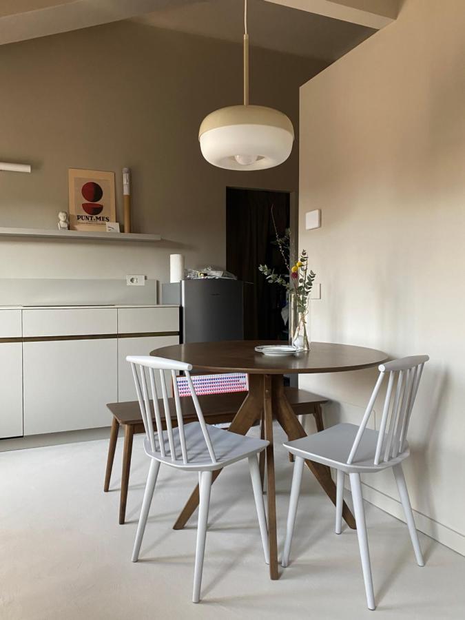 Bilocale Di Design Con Vista In Crocetta Quadronno