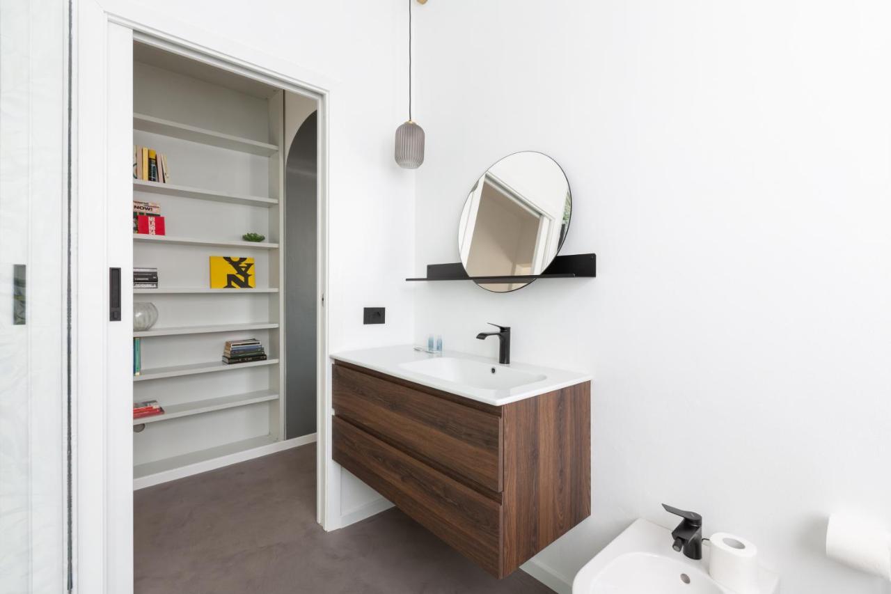 Sant'ambrogio Bright And Stylish Flat *