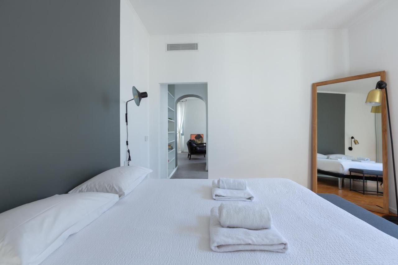 Sant'ambrogio Bright And Stylish Flat Apartment