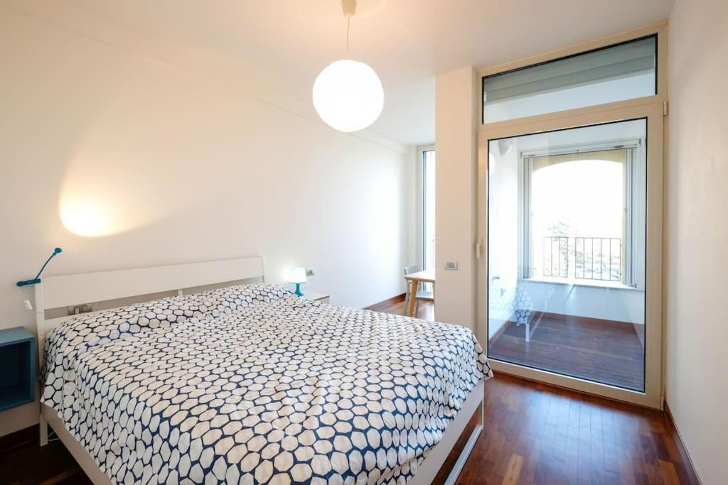 Cozy With Spacious Veranda Milan