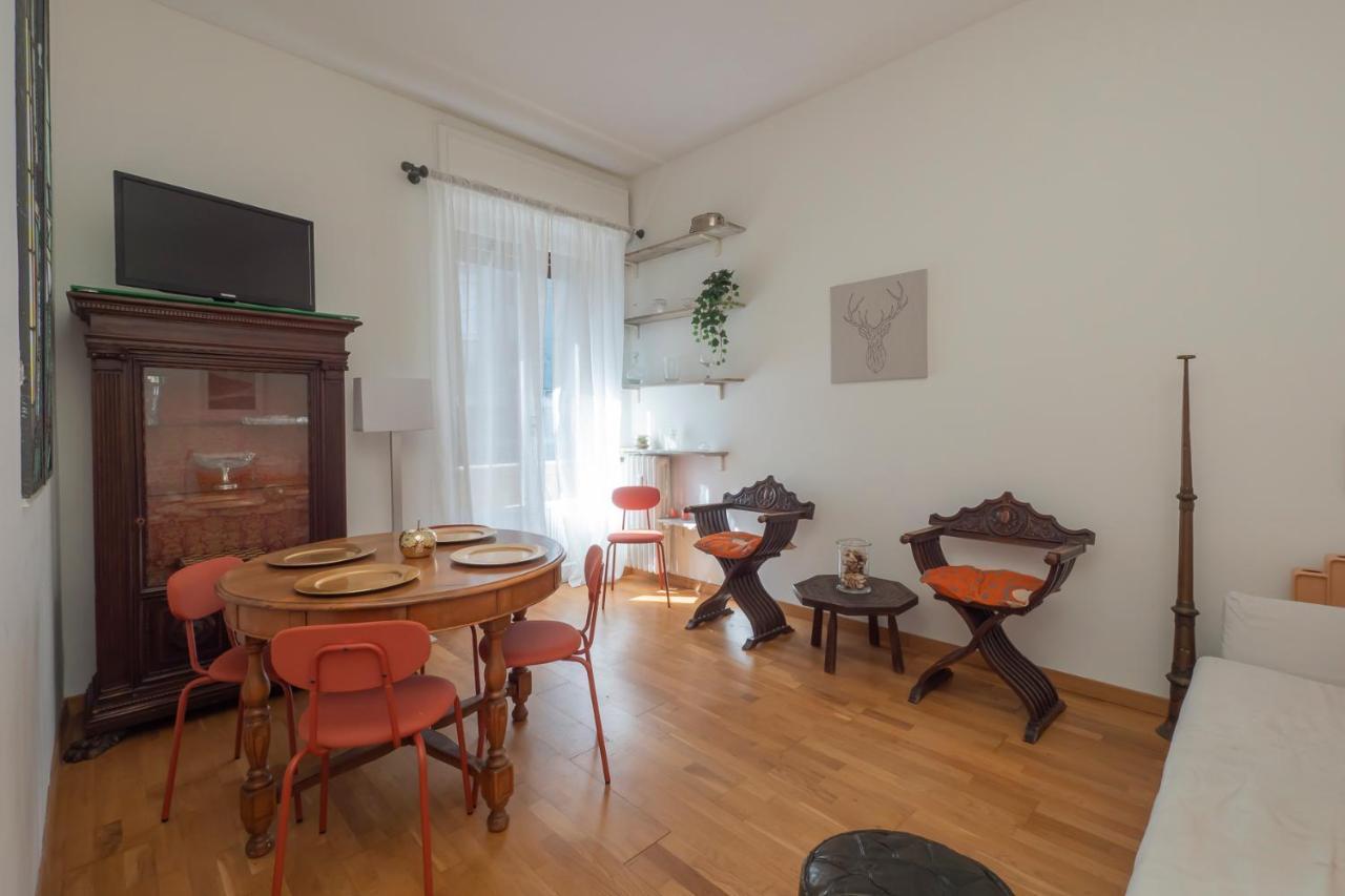 Luxury Flat Between Navigli And Duomo - Sambuco Apartment
