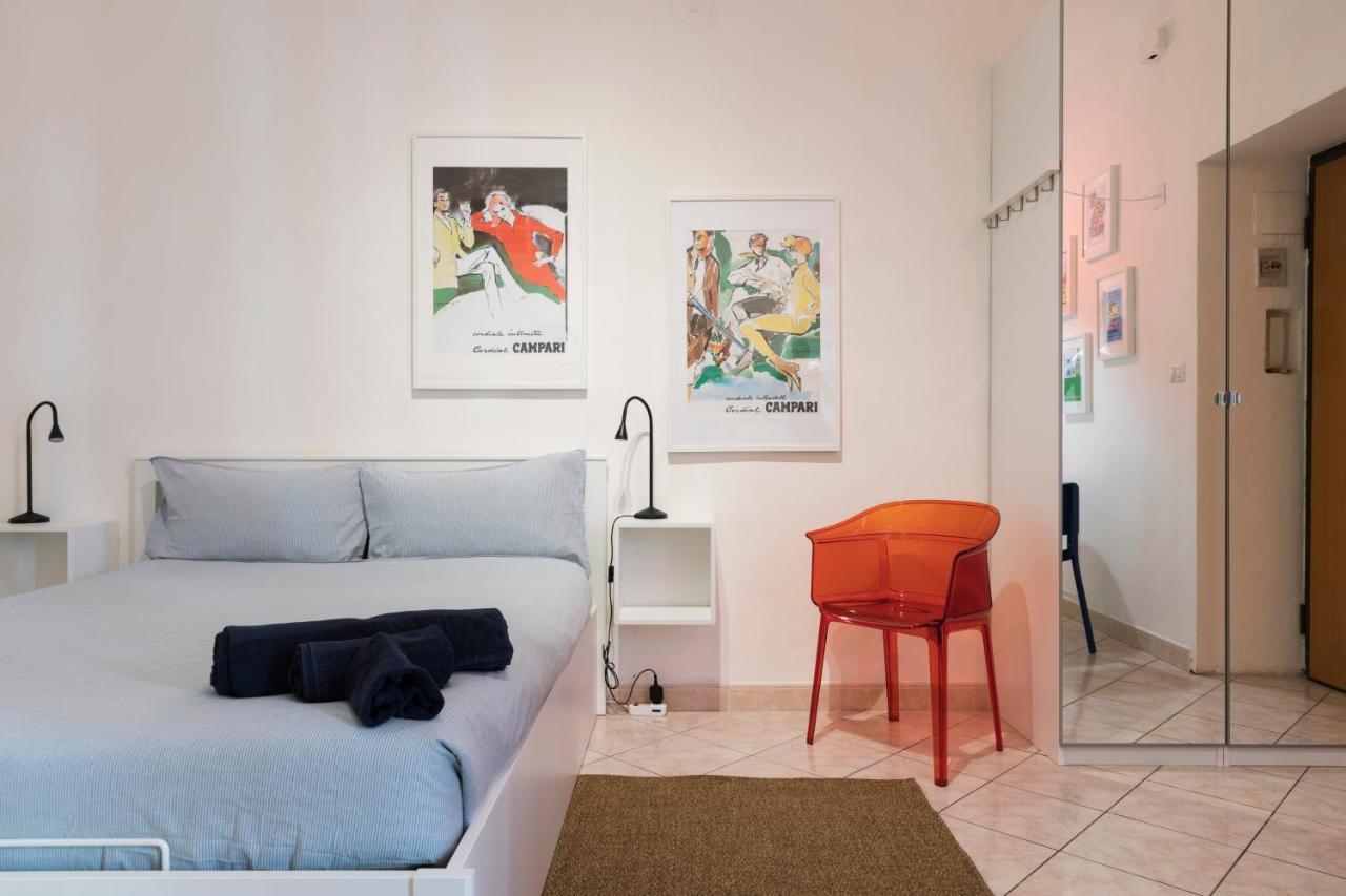 Apartment Xenia - Stylish Colorful Apt- Upbeat & Well-connected Area *