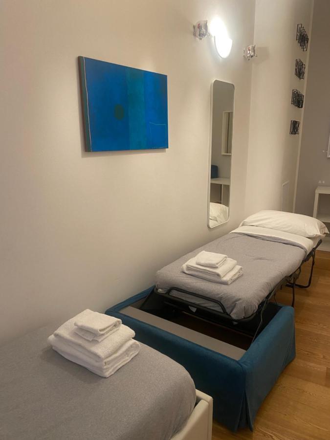 Corridoni 6 * Milan