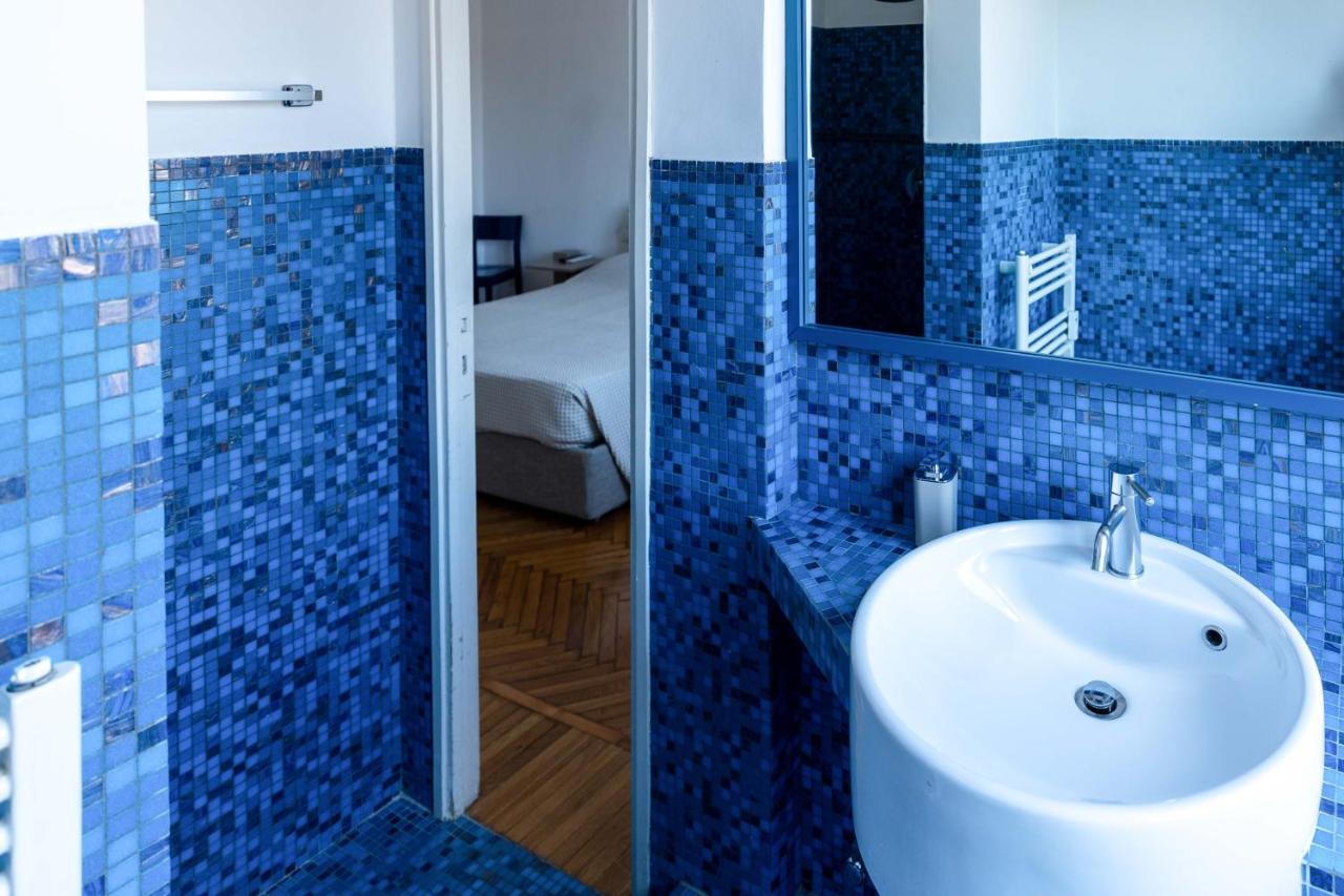 Flat 5 Min From Duomo With Park For Small Cars Apartment *