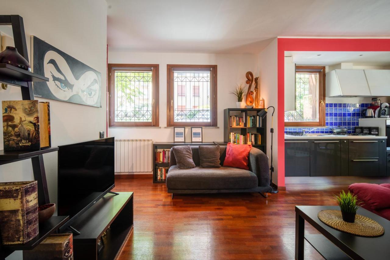 Ferienhaus Accomodo Mib15 Bivano Navigli Mailand