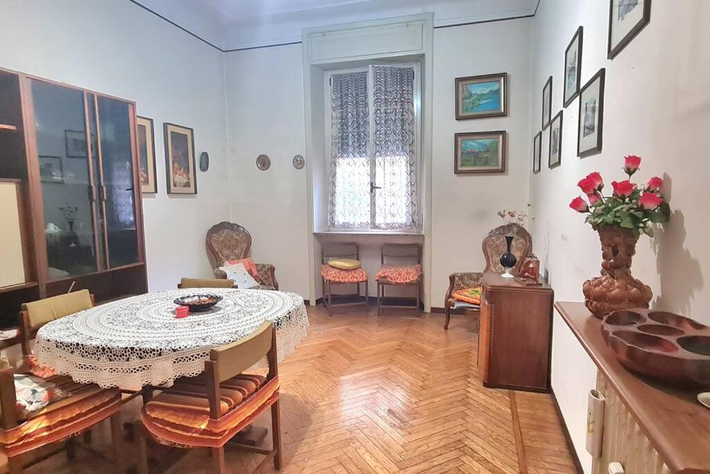 Apartment Grandmother's House Style Vintage Anni '70 E '80 *