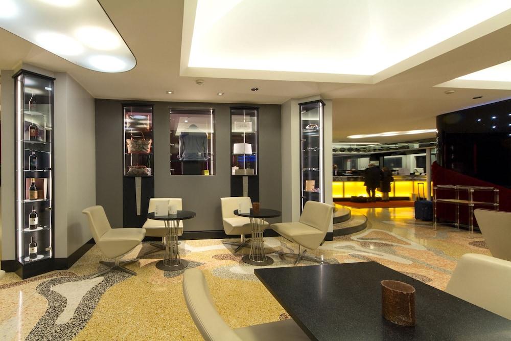Antares Rubens Hotel 4*
