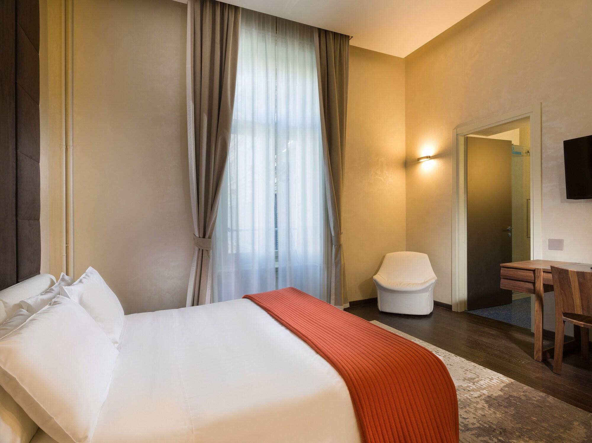 The Glamore Duomo Hotel Milão