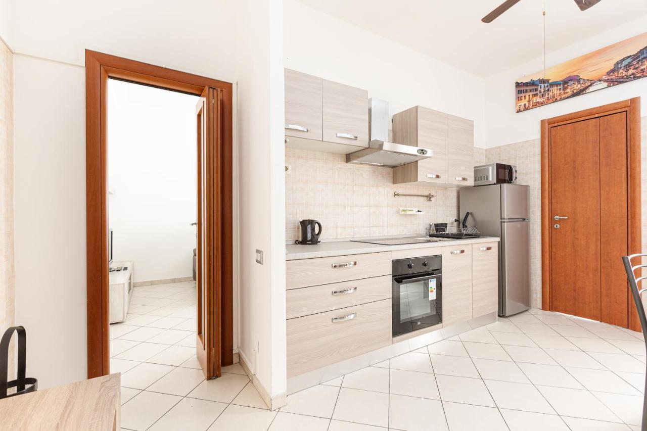 Ripamonti Budget With Small Balcony * Milão