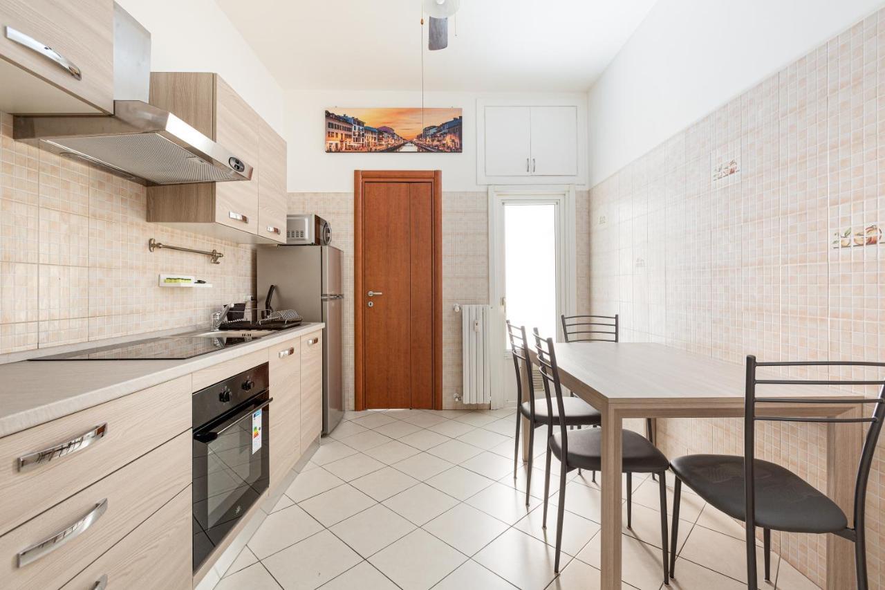 Ripamonti Budget With Small Balcony Apartamento