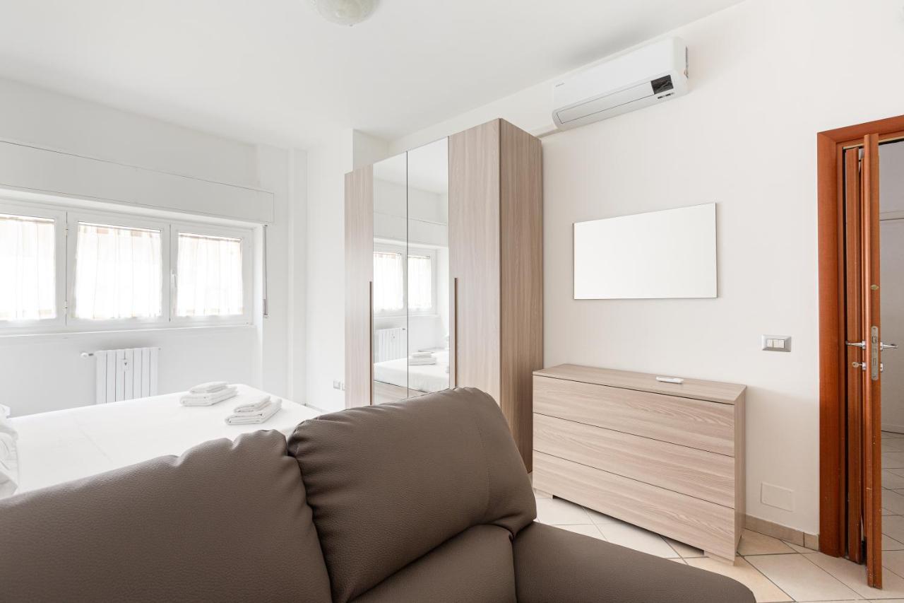 Ripamonti Budget With Small Balcony Apartamento