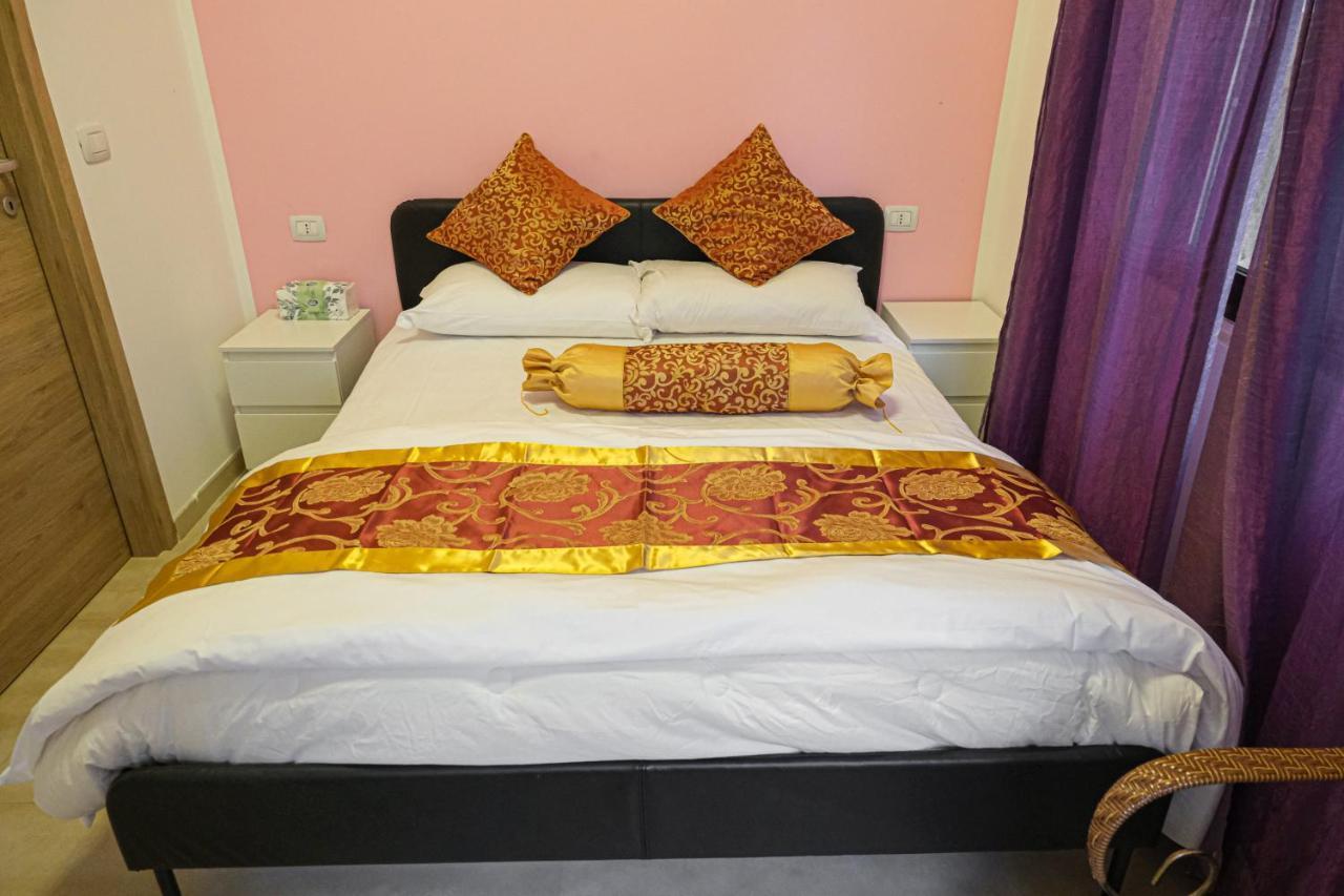 Lario Guest house