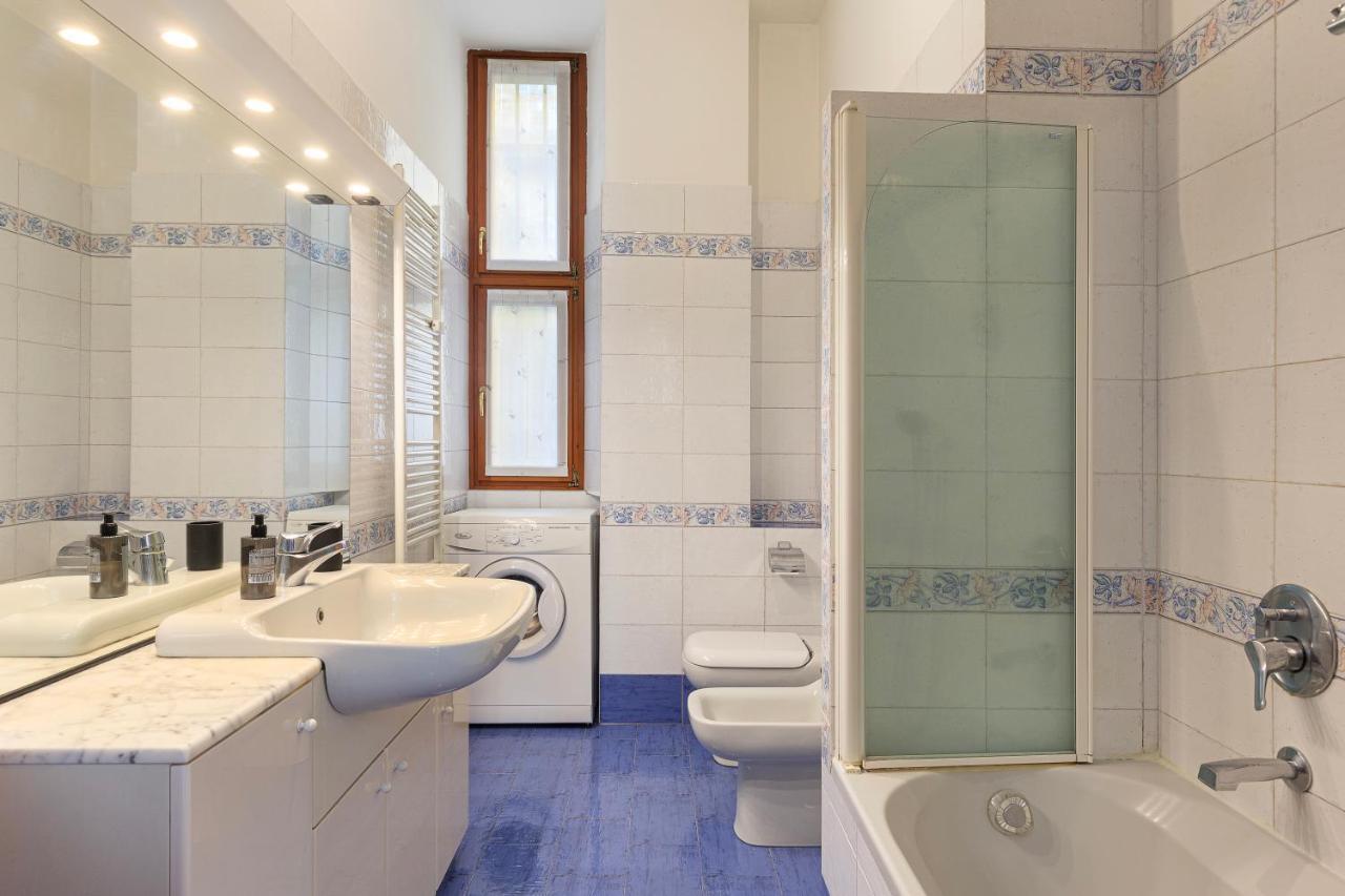 Flat In Citylife Near Metro!