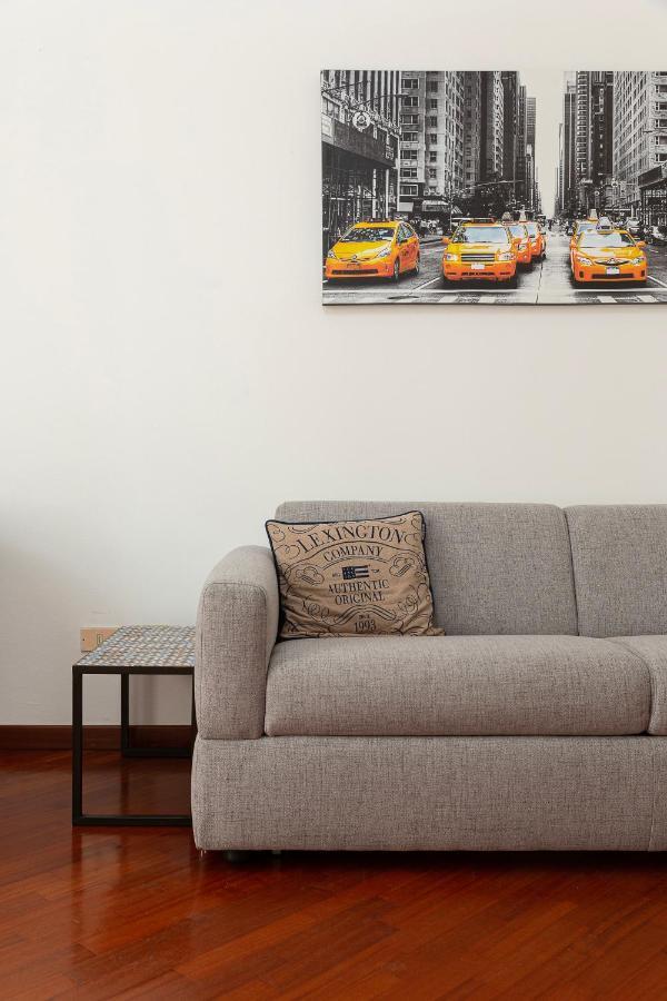 Flat In Citylife Near Metro!
