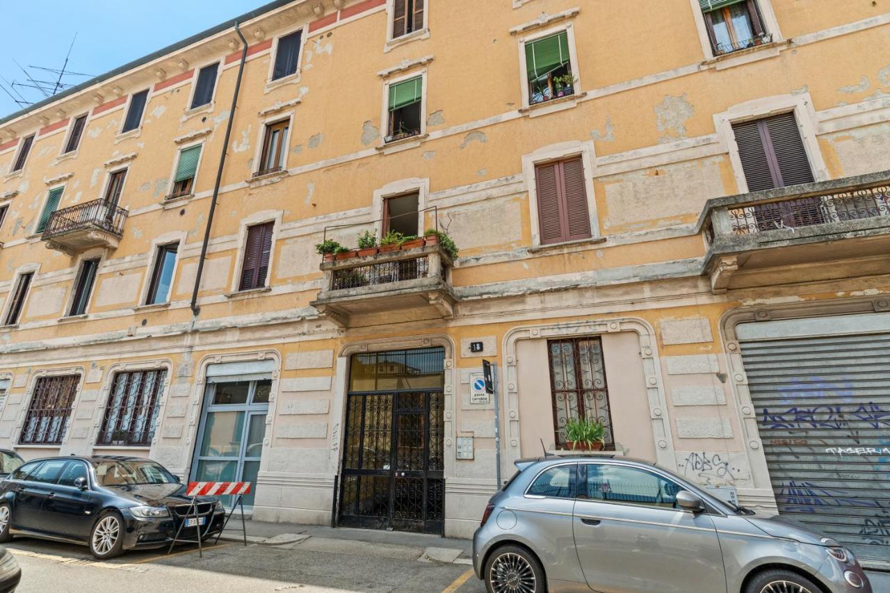 Navigli Charming Flat Milan