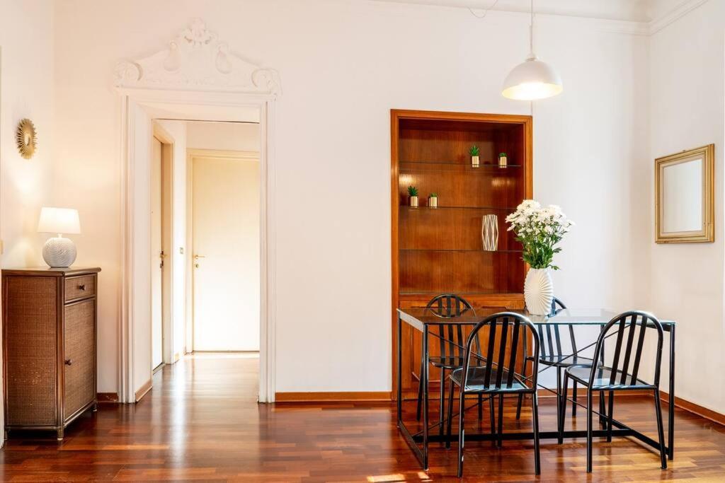 Luminoso In Centro Storico Apartment Milan