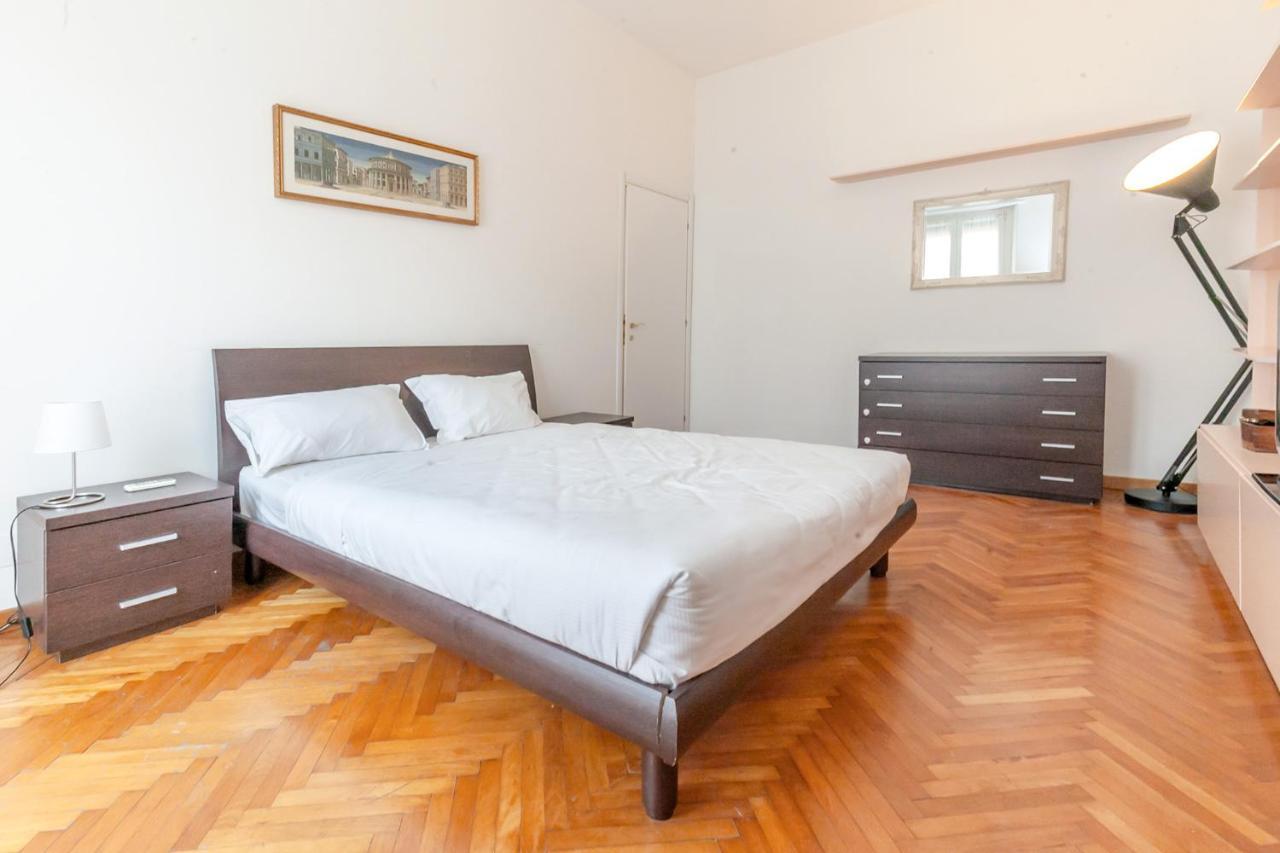 Guest house Double In The Center - 20 Min Walk From Duomo Milan