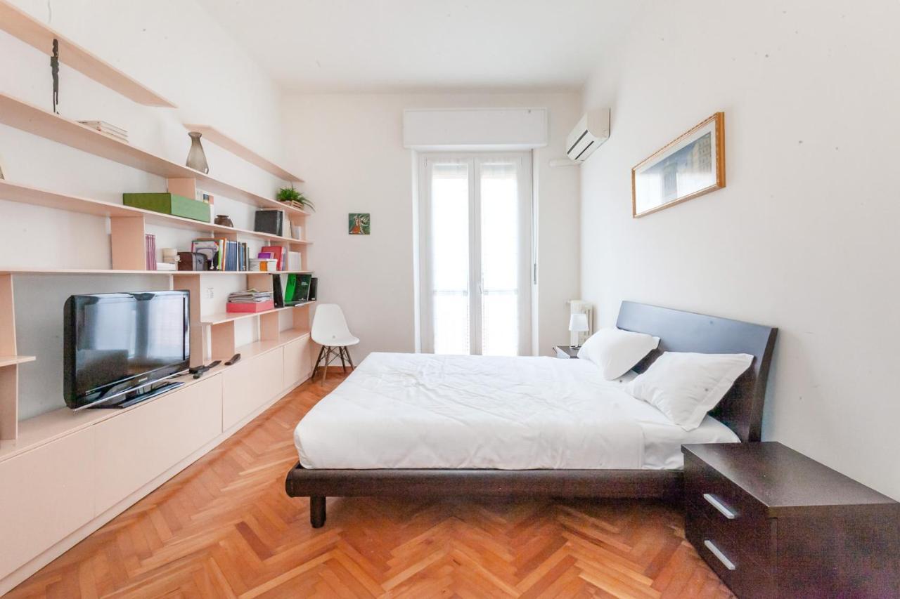 Guest house Double In The Center - 20 Min Walk From Duomo *