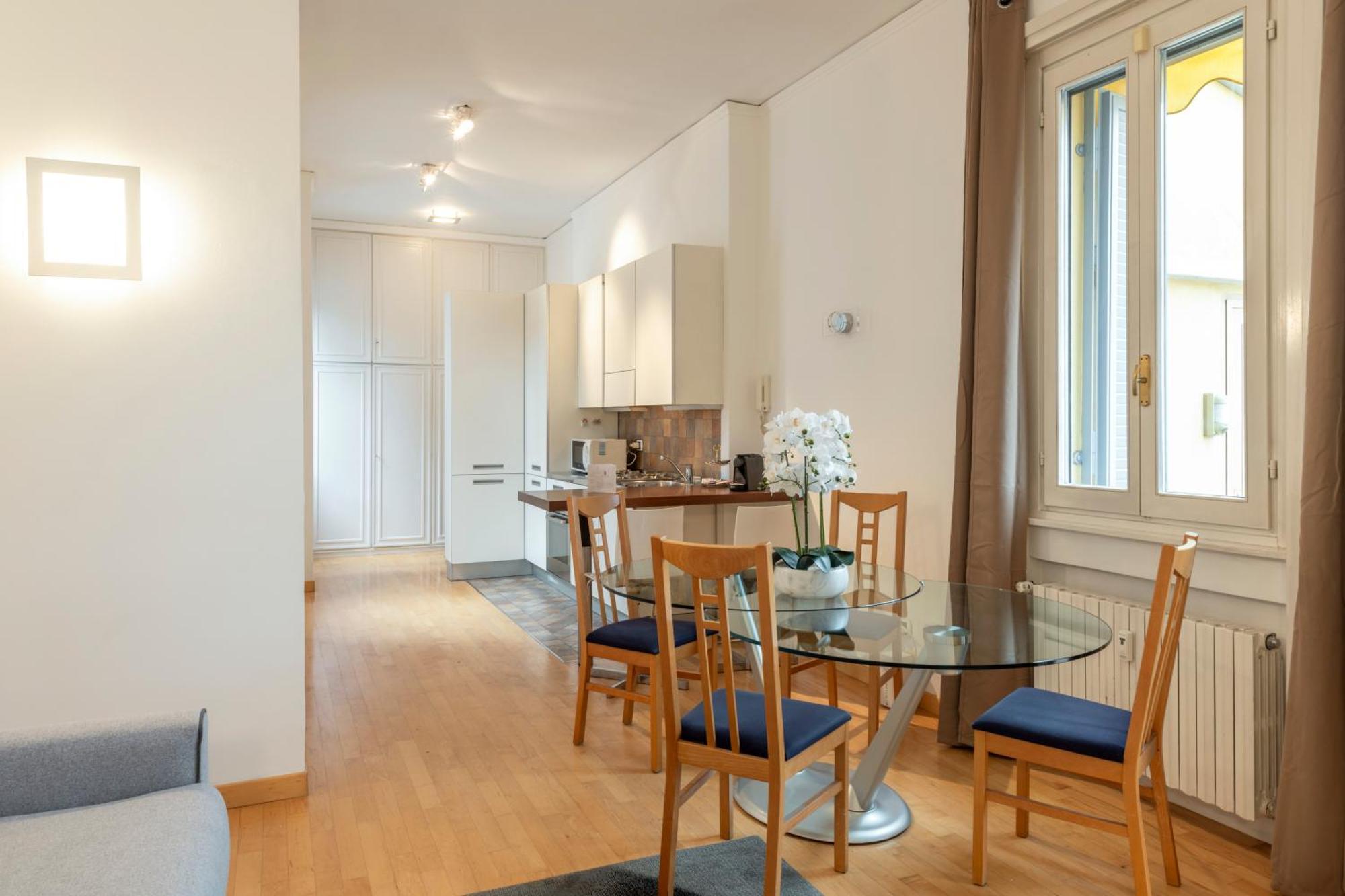 Royal - Centro Cadorna Apartamento Milão