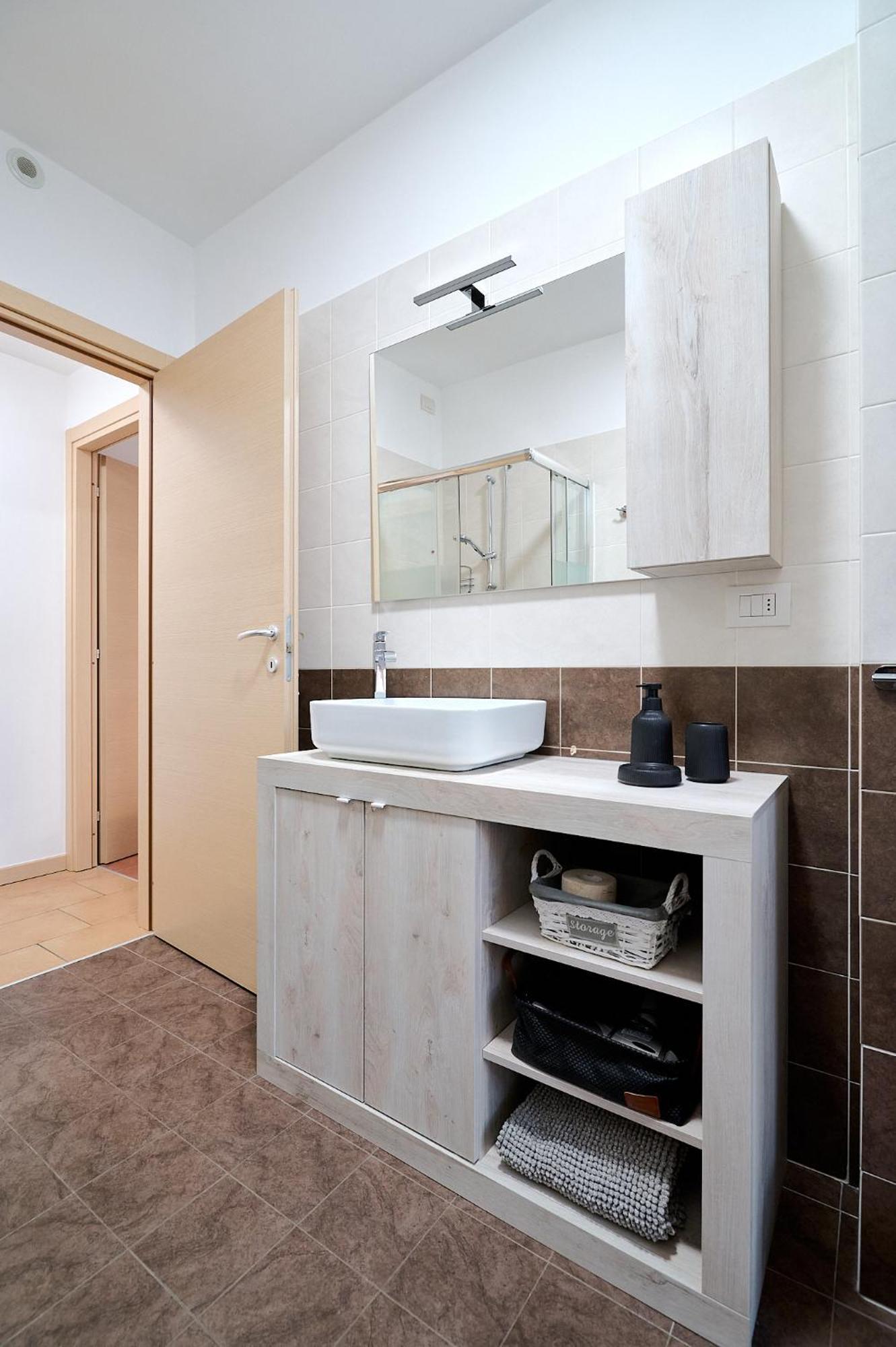 Xenia - Spacious And Bright New Flat With Garden