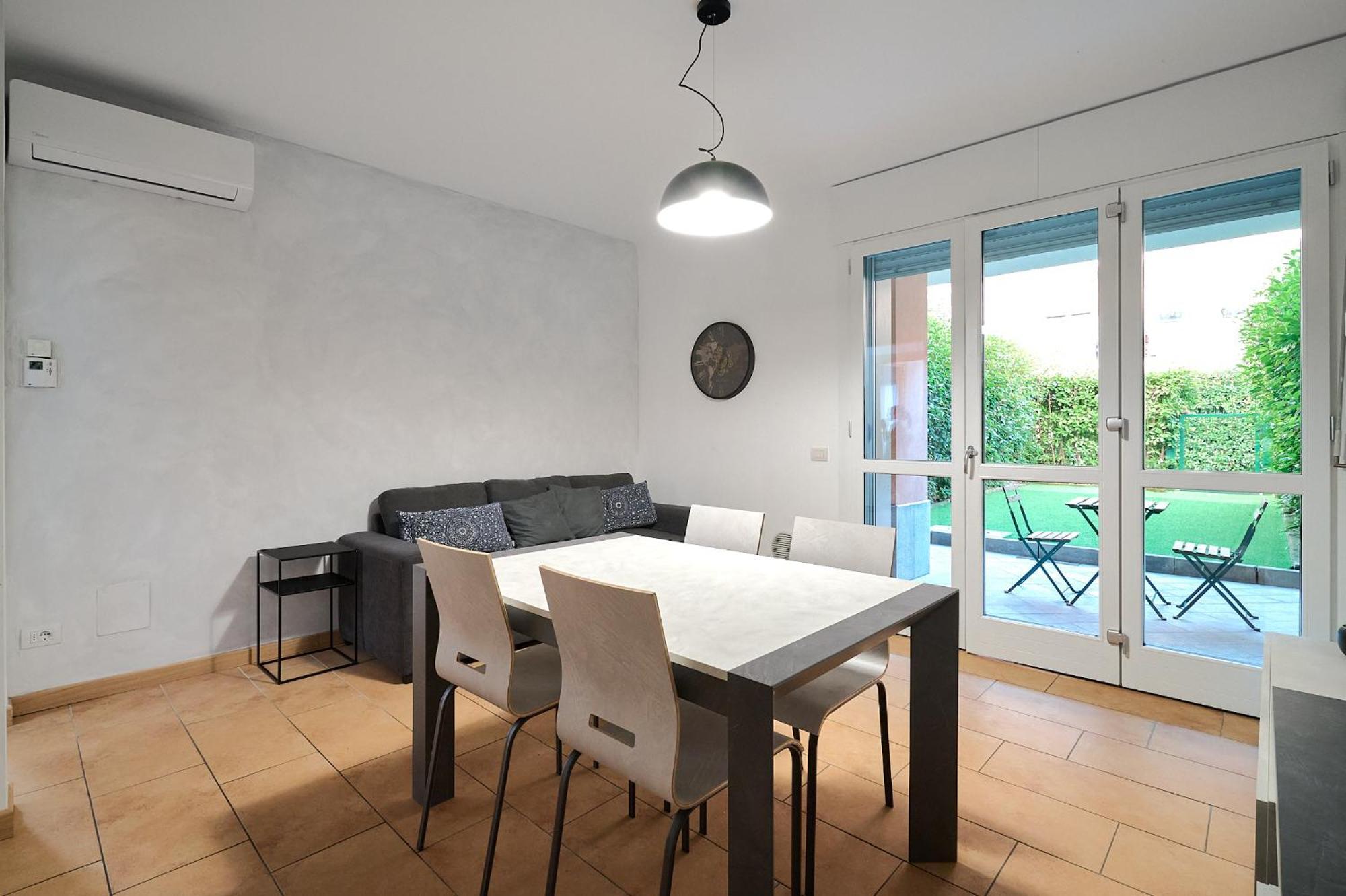 Xenia - Spacious And Bright New Flat With Garden Mailand