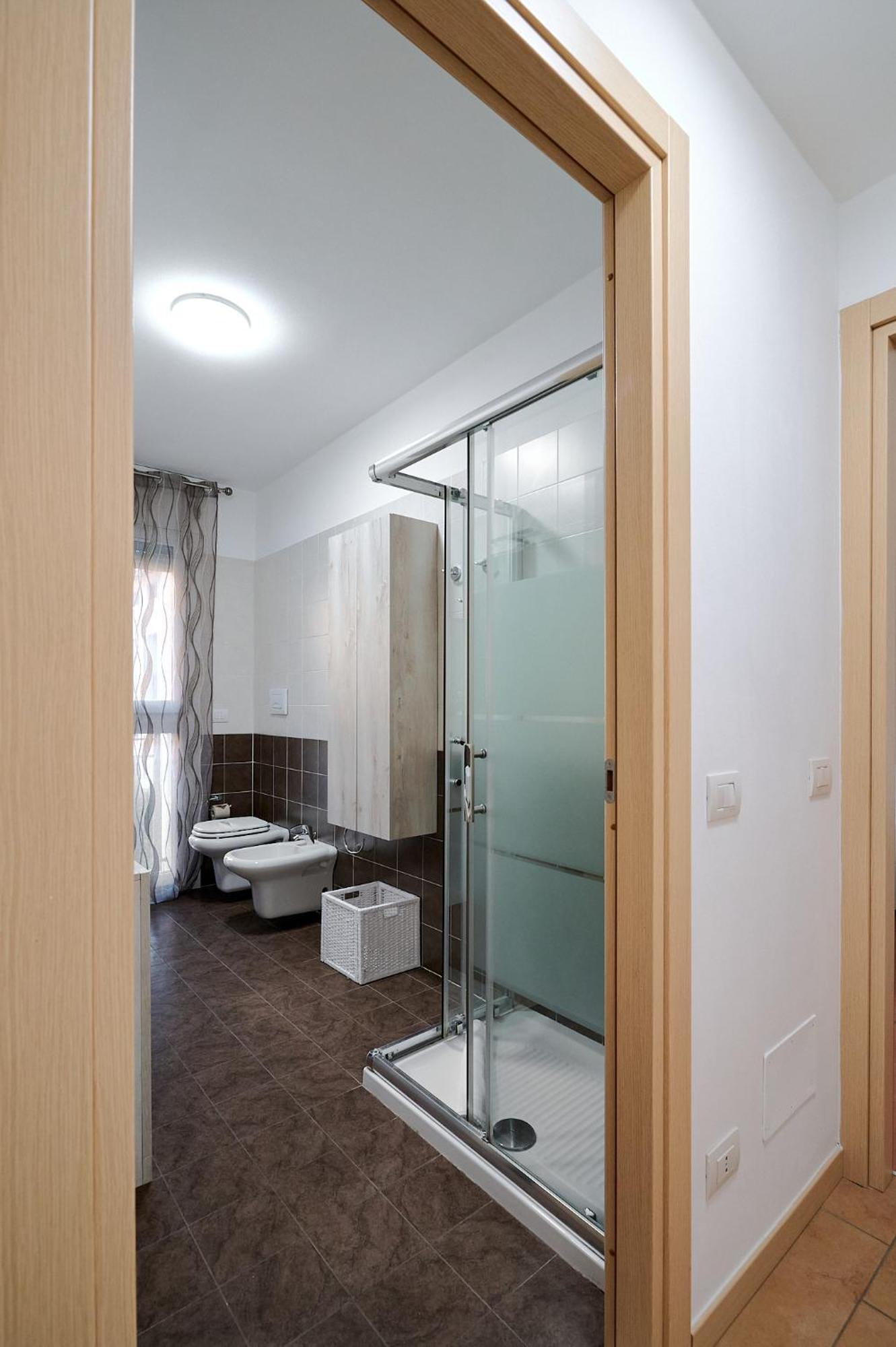 Apartment Xenia - Spacious And Bright New Flat With Garden Mailand