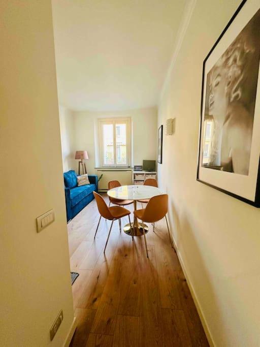 Apartment Stylish Boutique Next To Duomo Mailand