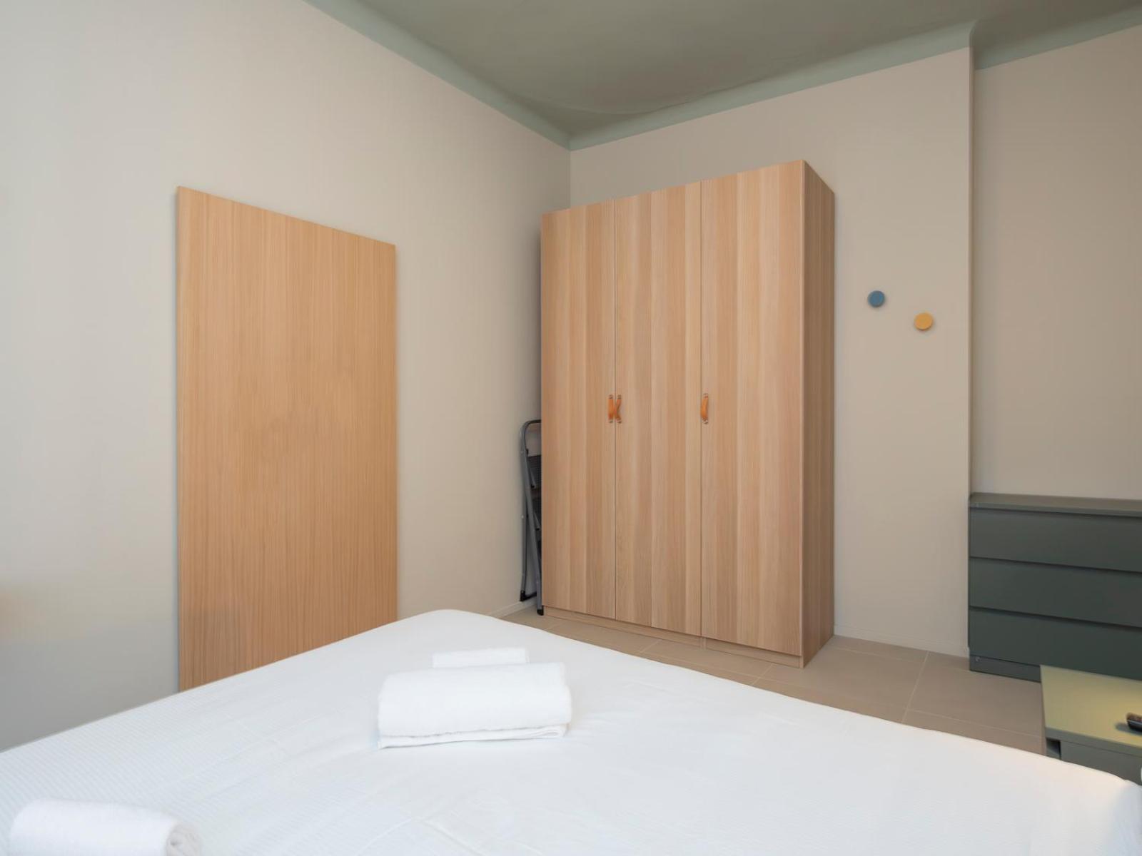 Ihost - Stendhal 49 Mailand