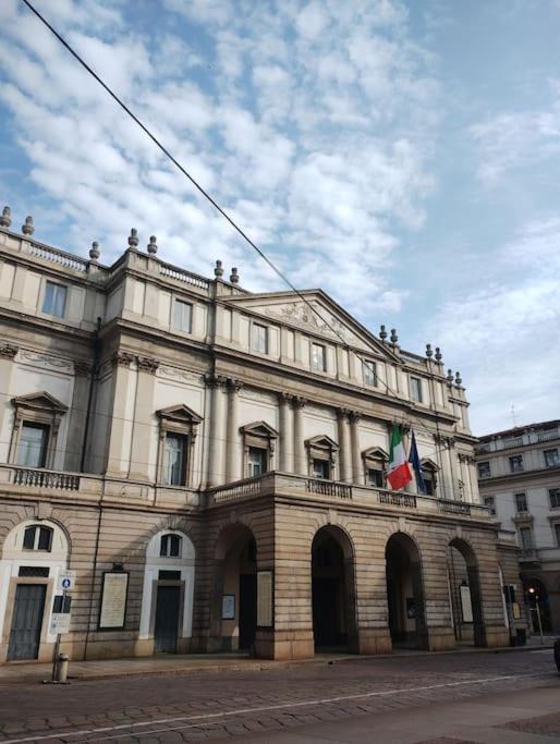 Cordusio Apartment