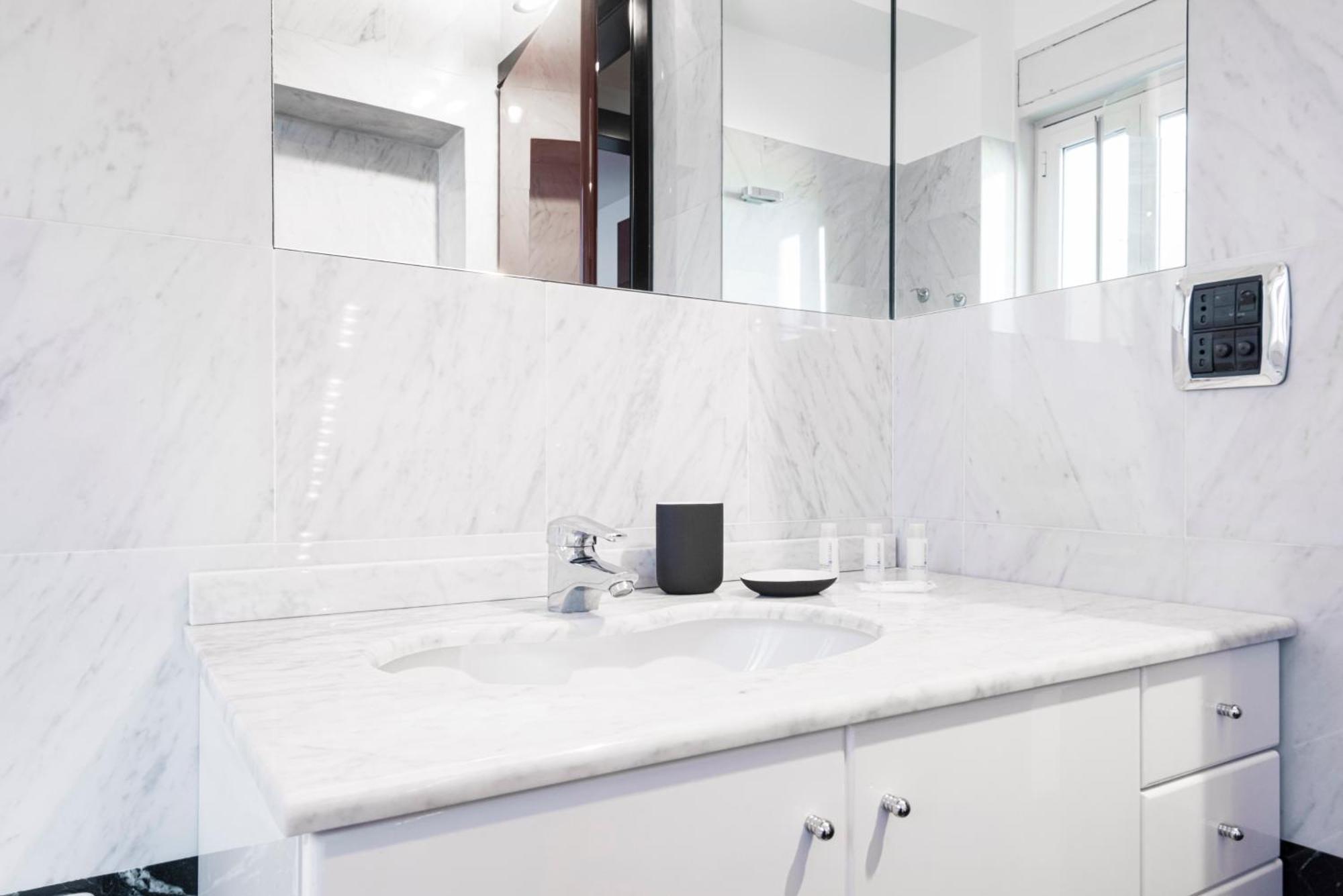 Easylife - Classe E Charme Nel Cuore Della Citta Apartamento Milão
