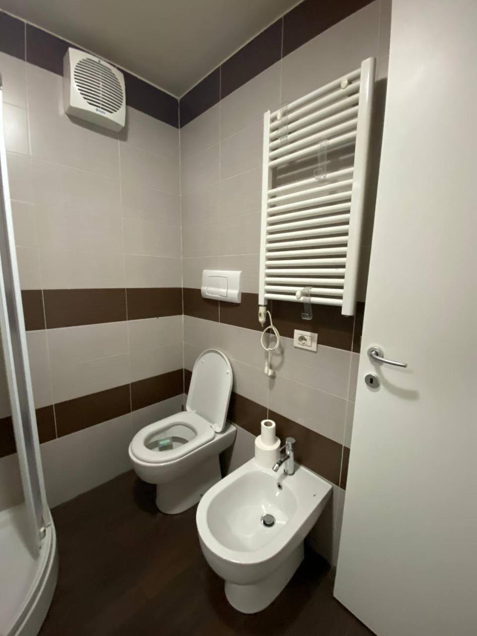 Strategico E Comodo: Bovisa Apartment *