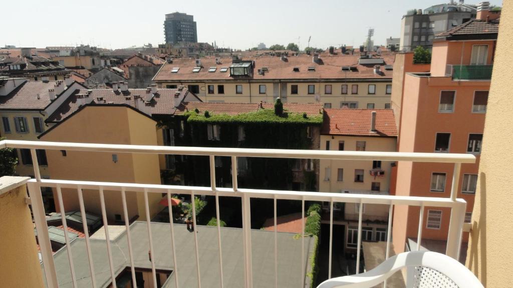 Giusti 6 2* Milão