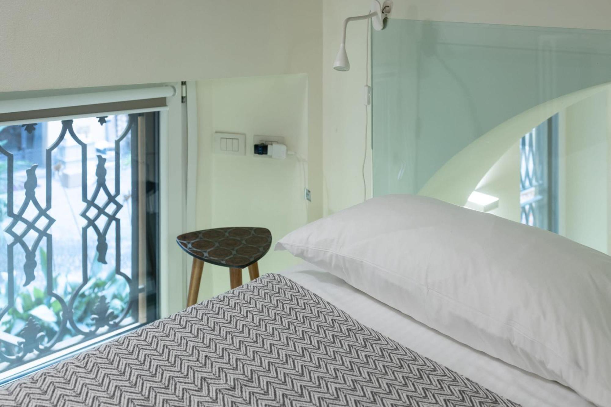 Luxury Duplex Flat With Sauna Few Steps From Duomo Apartment *