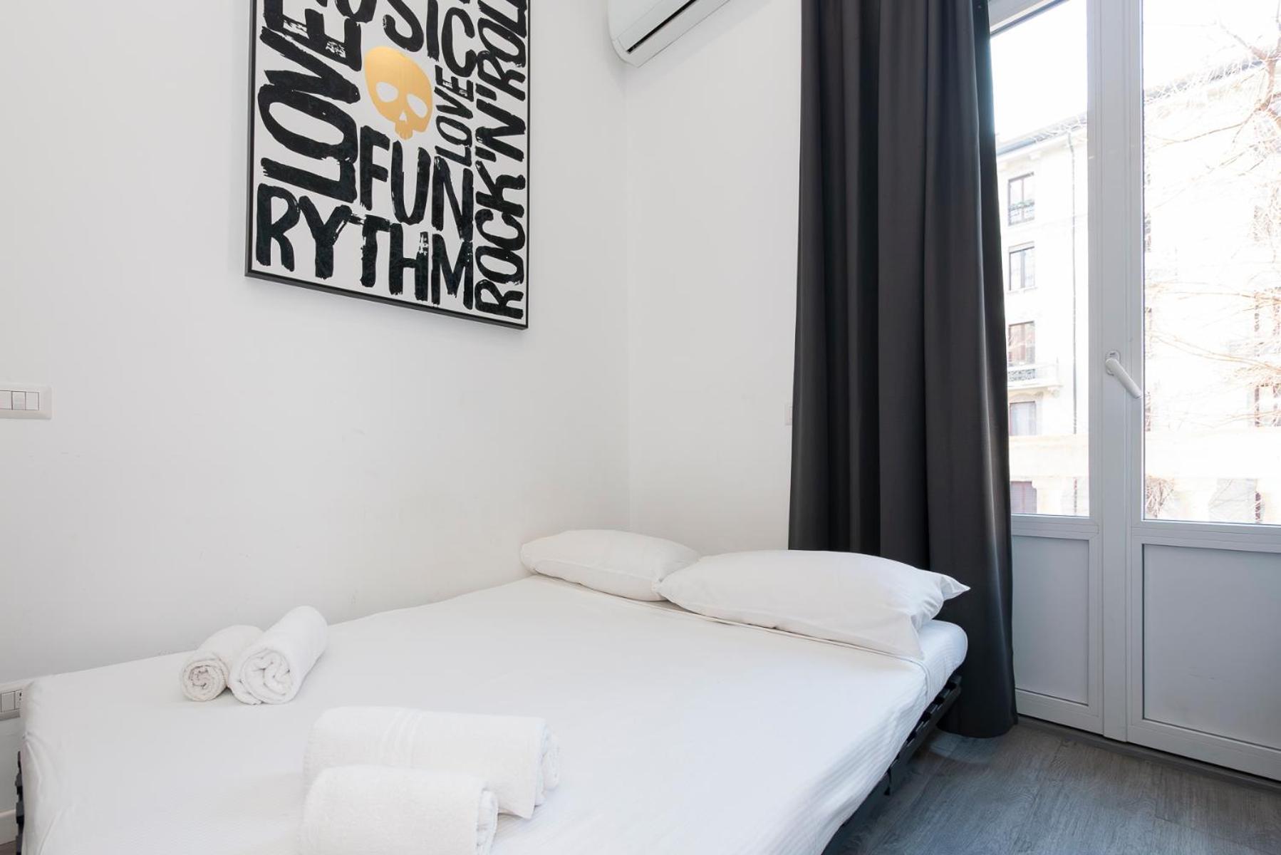Apartment Ihost - Lomellina 14a Mailand