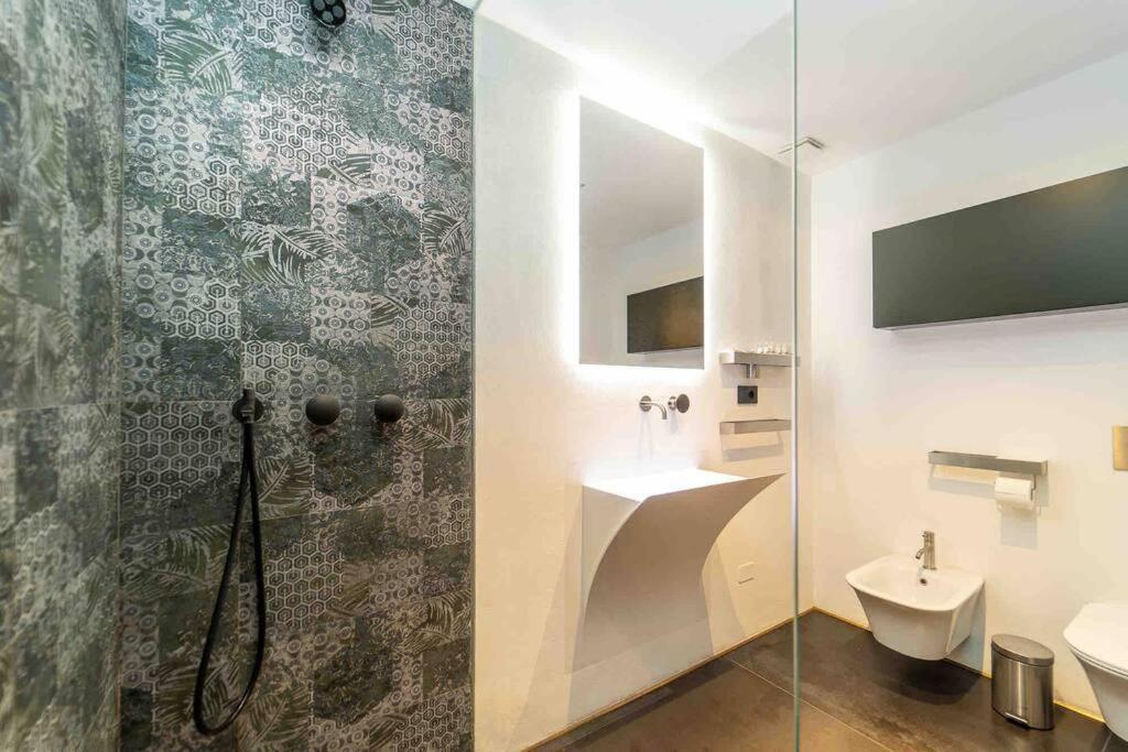 Prestigioso Loft In San Babila A 5 Min. Dal Duomo Apartamento