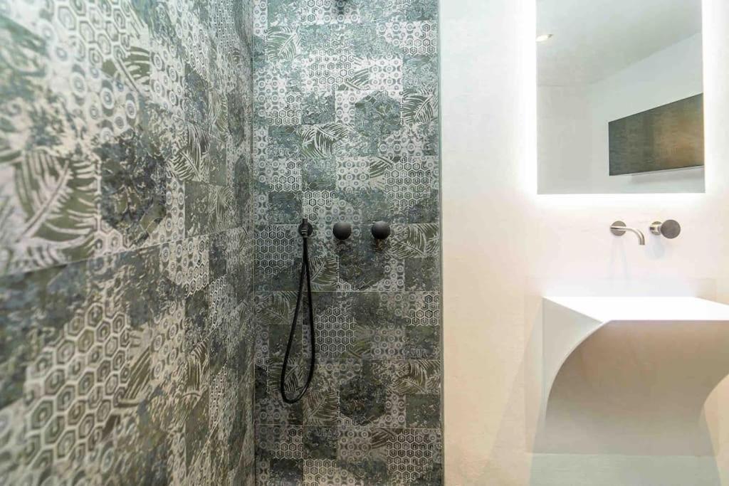 Prestigioso Loft In San Babila A 5 Min. Dal Duomo Apartamento Milão
