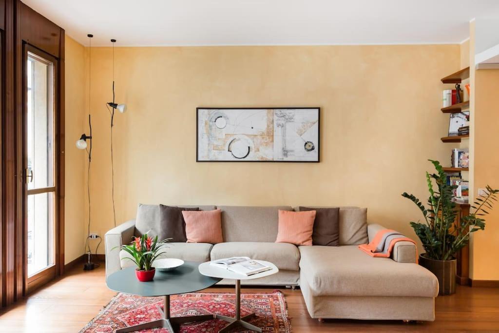 Elegant And Roomy Milão
