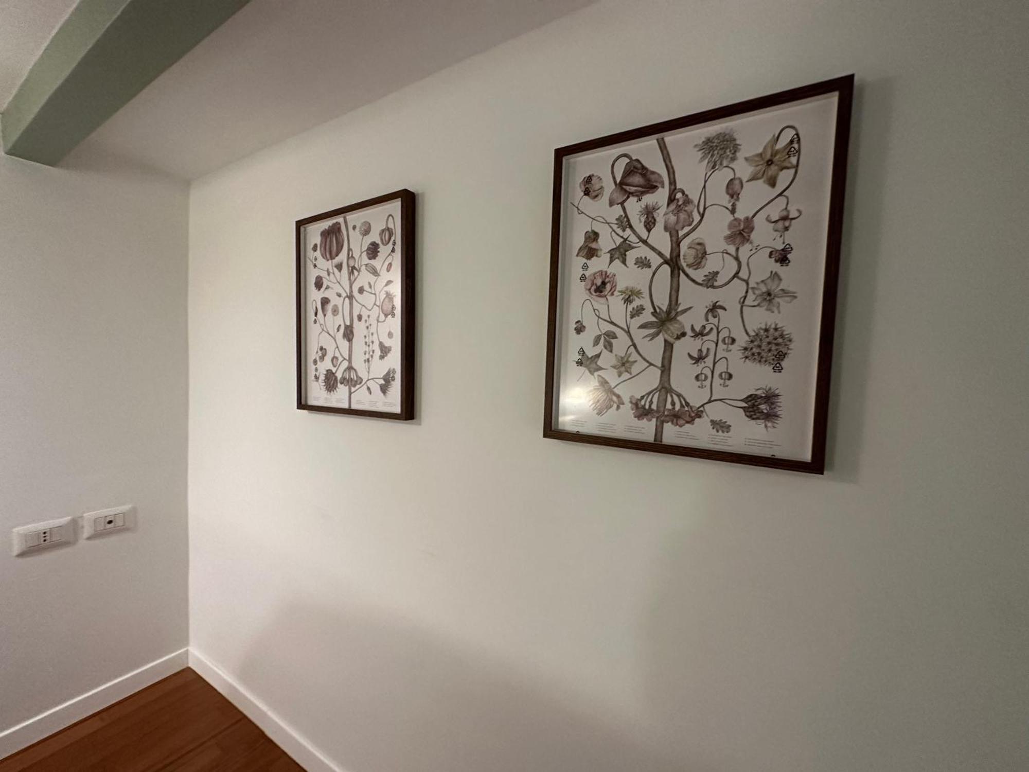 Apartment Flowers, A Cozy In Mailand