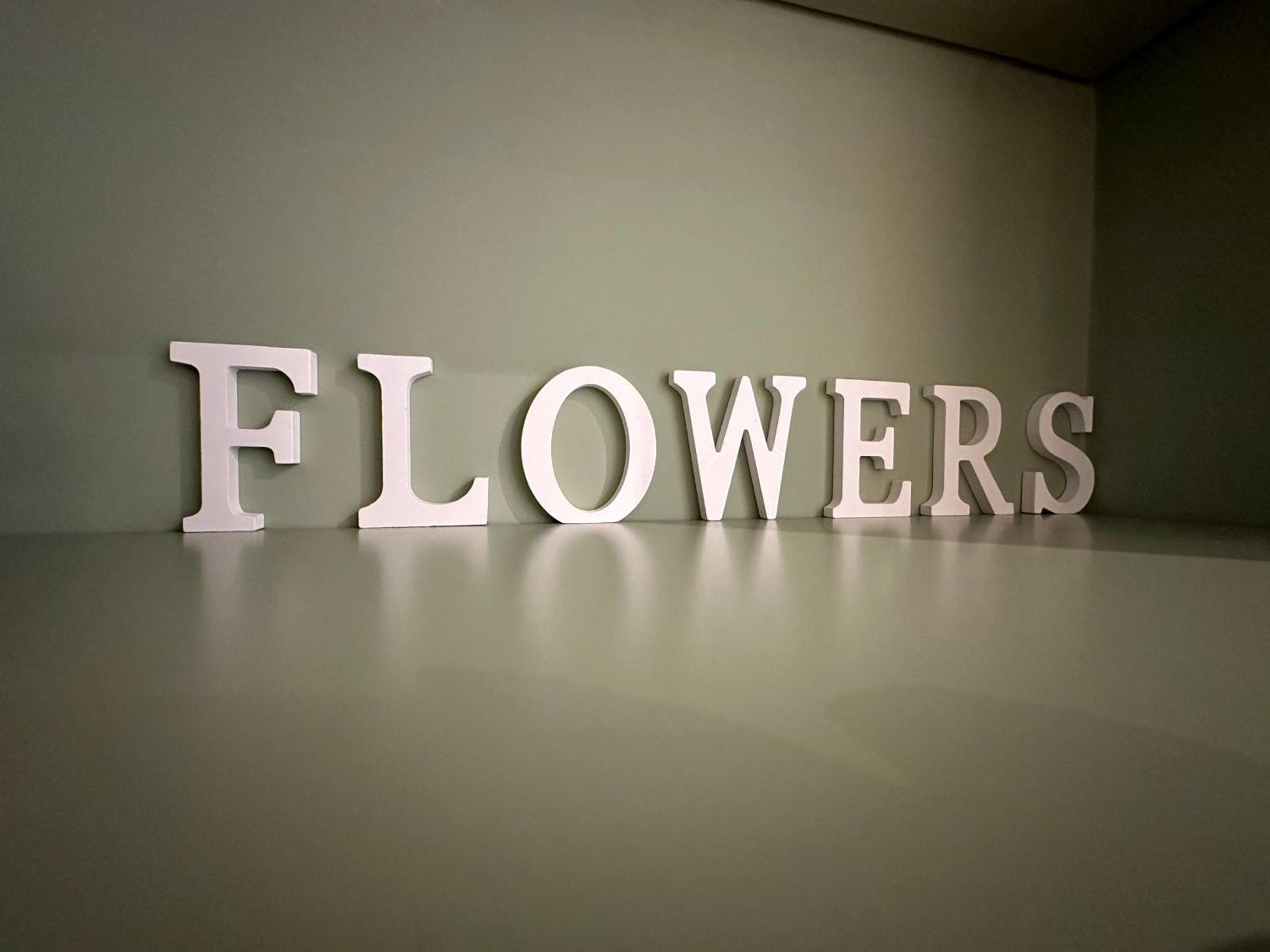 Apartment Flowers, A Cozy In Mailand