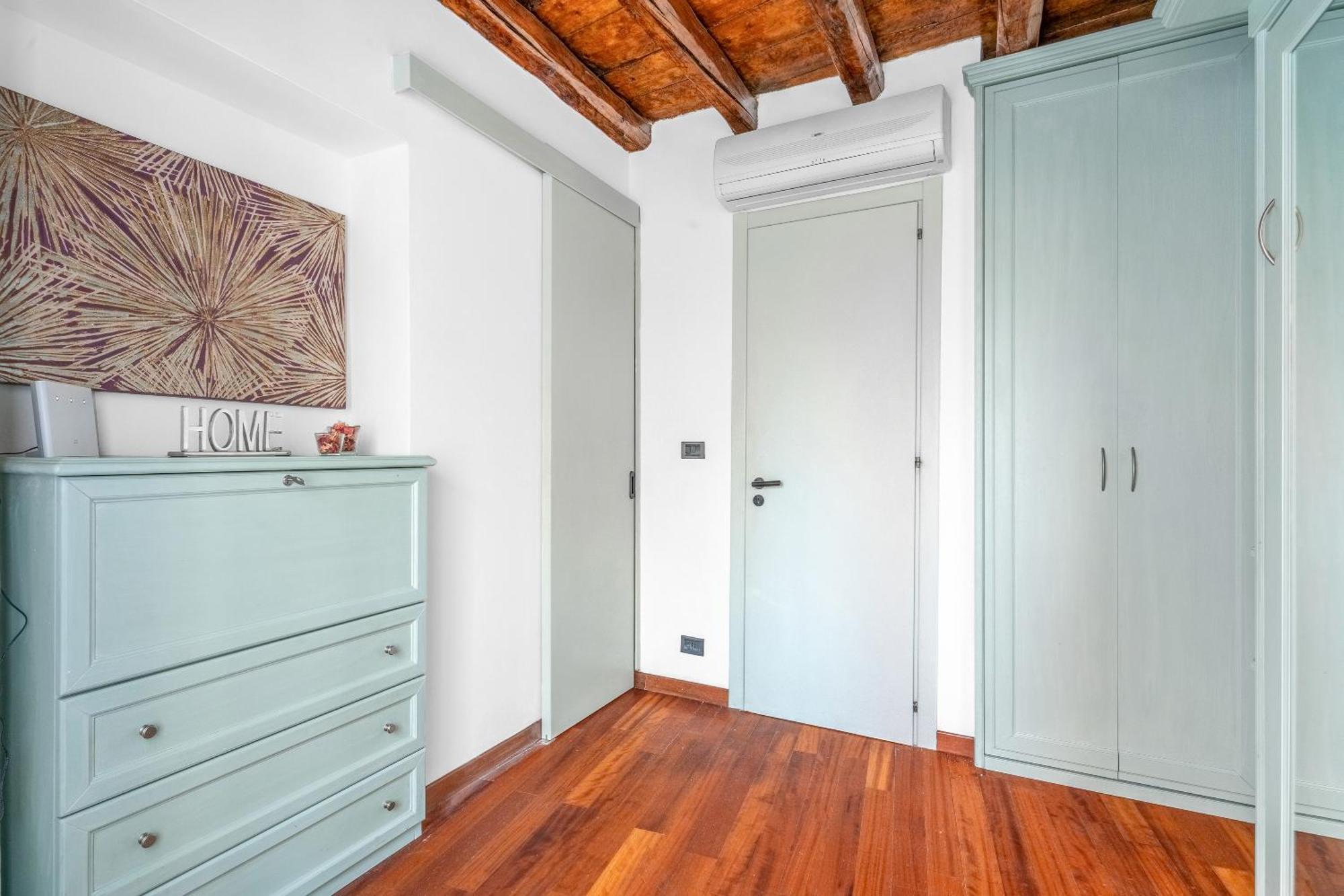 Mos29 - Luxurious - Near The Duomo *